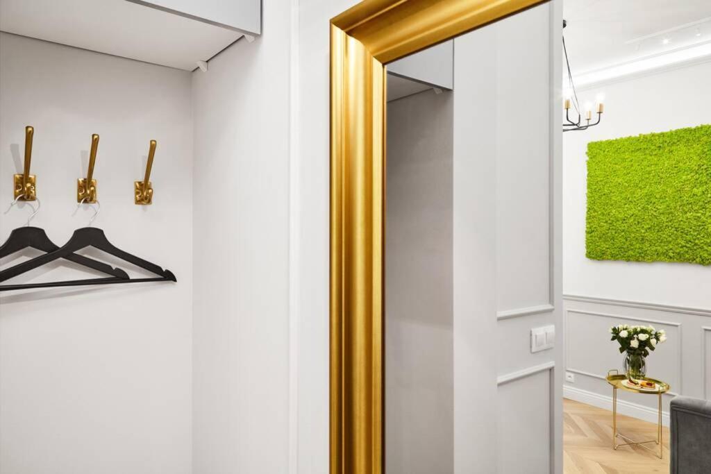 Househost Apartment I: Studencka Street كراكوفيا المظهر الخارجي الصورة